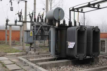 北京創(chuàng)聯匯通電氣告訴大家一些變壓器安裝條件需要注意的地方